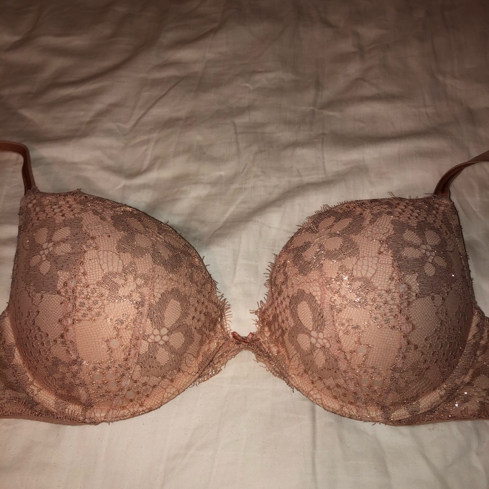 Victoria’s Secret bra